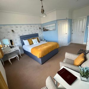 Between The Bays Exclusively For Adults
